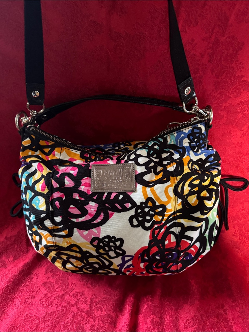Coach 15593 Poppy Graffiti Blossom Groovy Hobo Shoulder Bag - Picture 2 of 12